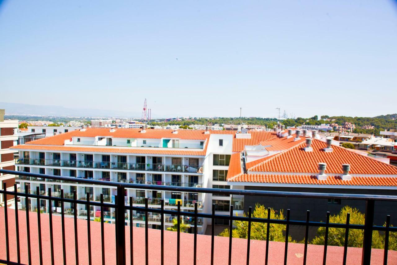 Apartamento En Salou Con Las Vistas Al Port Aventura Экстерьер фото