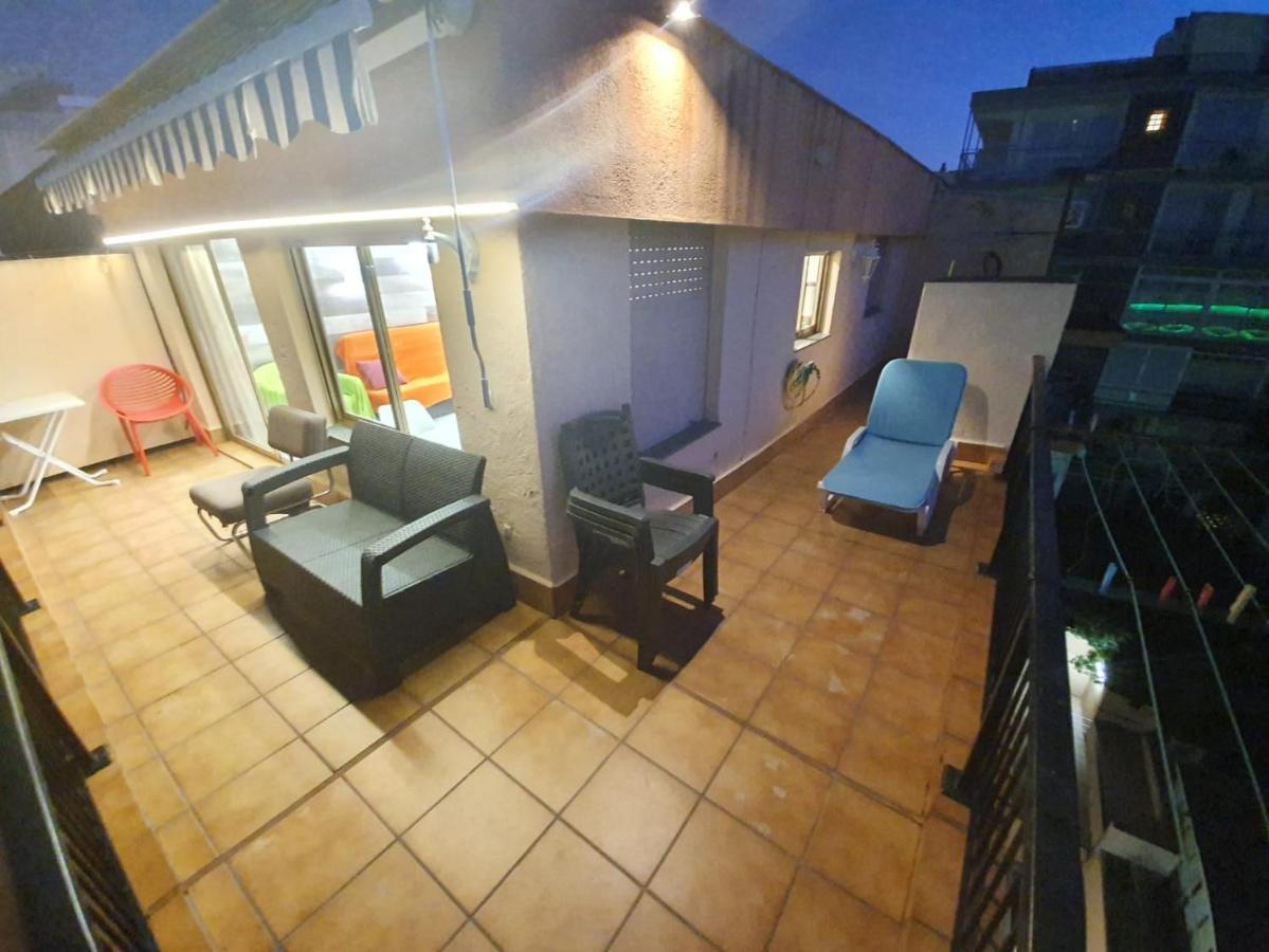 Apartamento En Salou Con Las Vistas Al Port Aventura Экстерьер фото